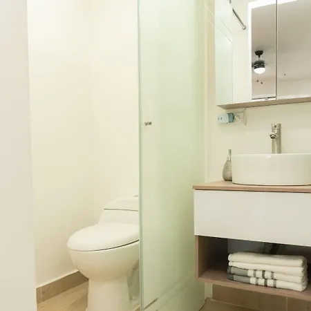 Moderna Con Wifi Rapido, Balcon Y Vista Cb1432